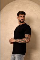 Camiseta básica gola cruzada masculina Revanche Colimes  PRETO