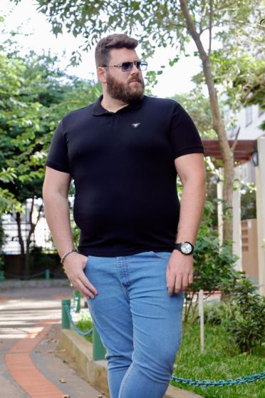 Camiseta Polo Com Plaquinha Plus Size Masculina Revanche Cornago PRETO