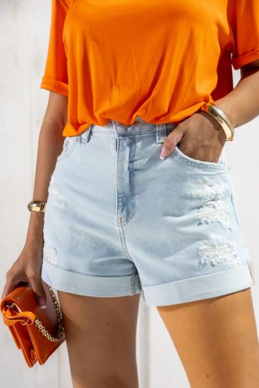 Shorts Jeans com Bordado e Barra Desfiada Feminina Revanche